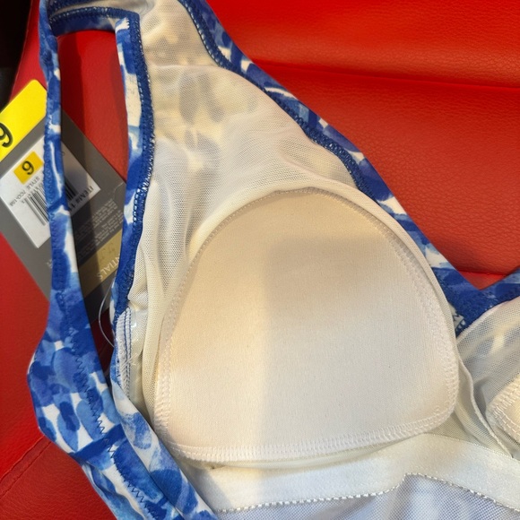 Essentials by Gottex Tummy-Control Women's One-Piece Swimsuit - Picture 3 of 4